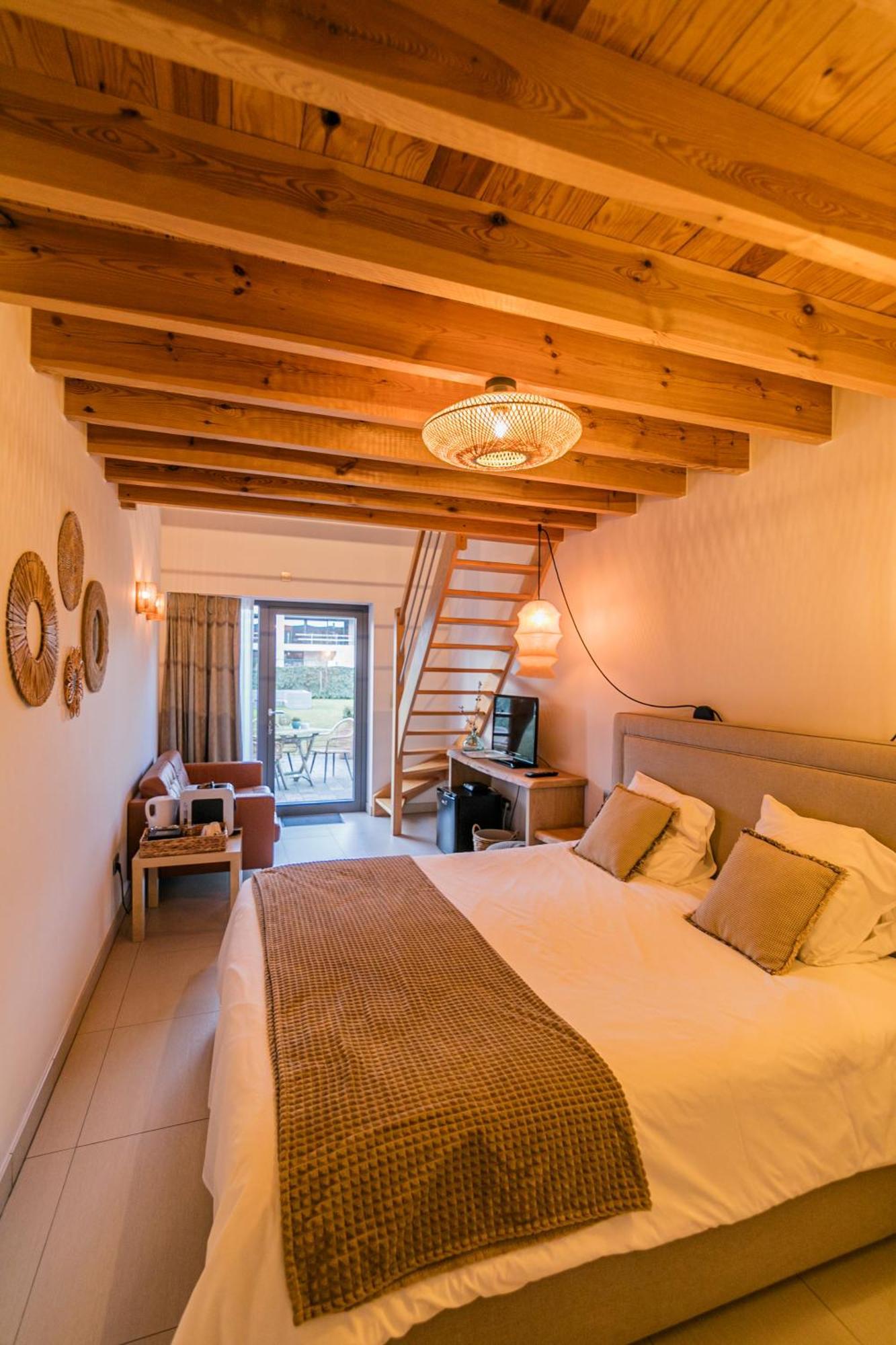 B&B Villa Curtricias Kortessem Extérieur photo
